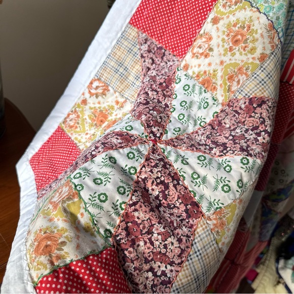 Mixed‎ Decade Patchwork Pinwheel Quilt - Picture 8 of 14